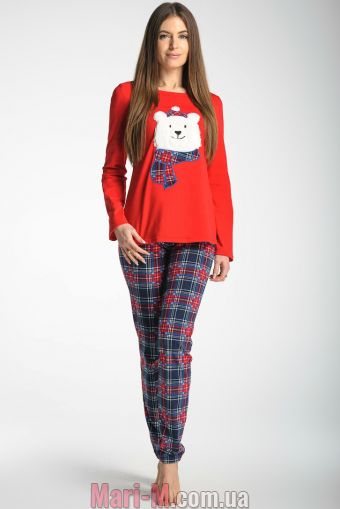  -     900 Wiktoria Wiktoria     